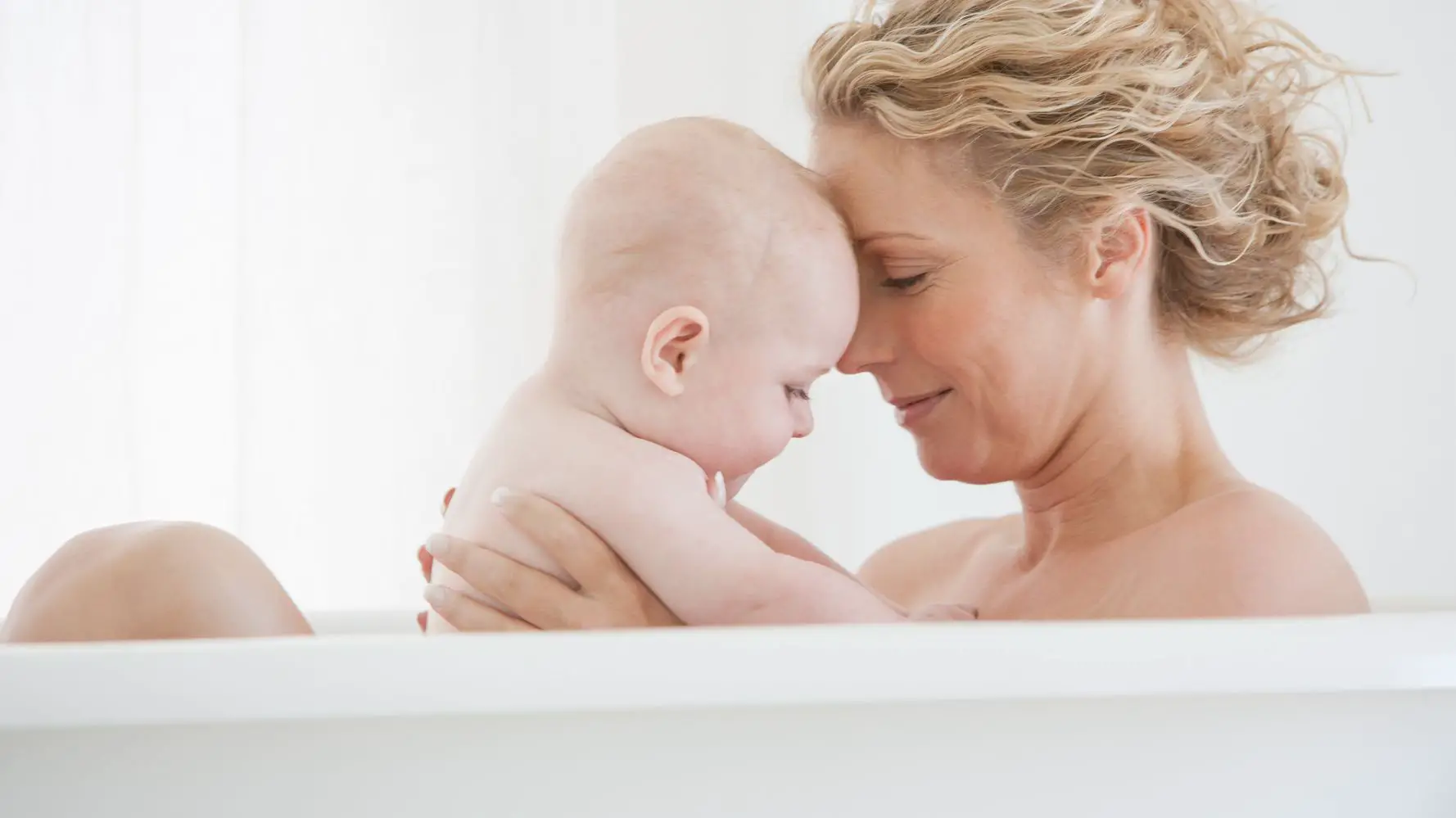 Ultimate Guide to Taking Bath with Baby