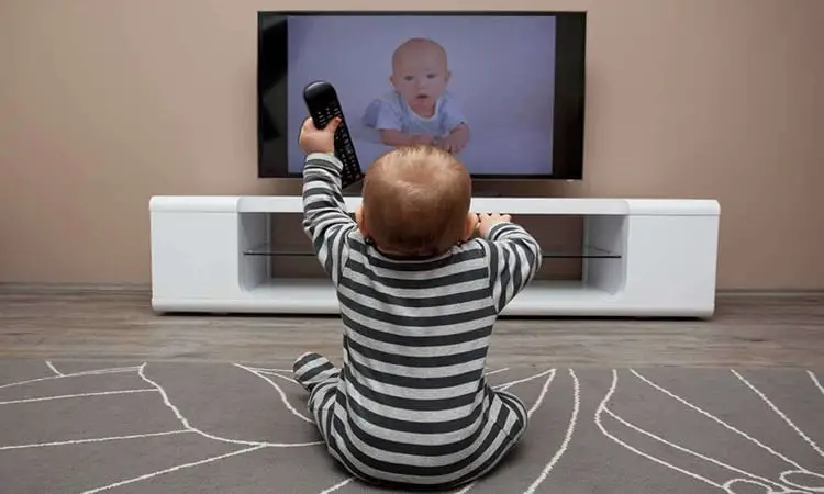 When Should My Baby Watch TV